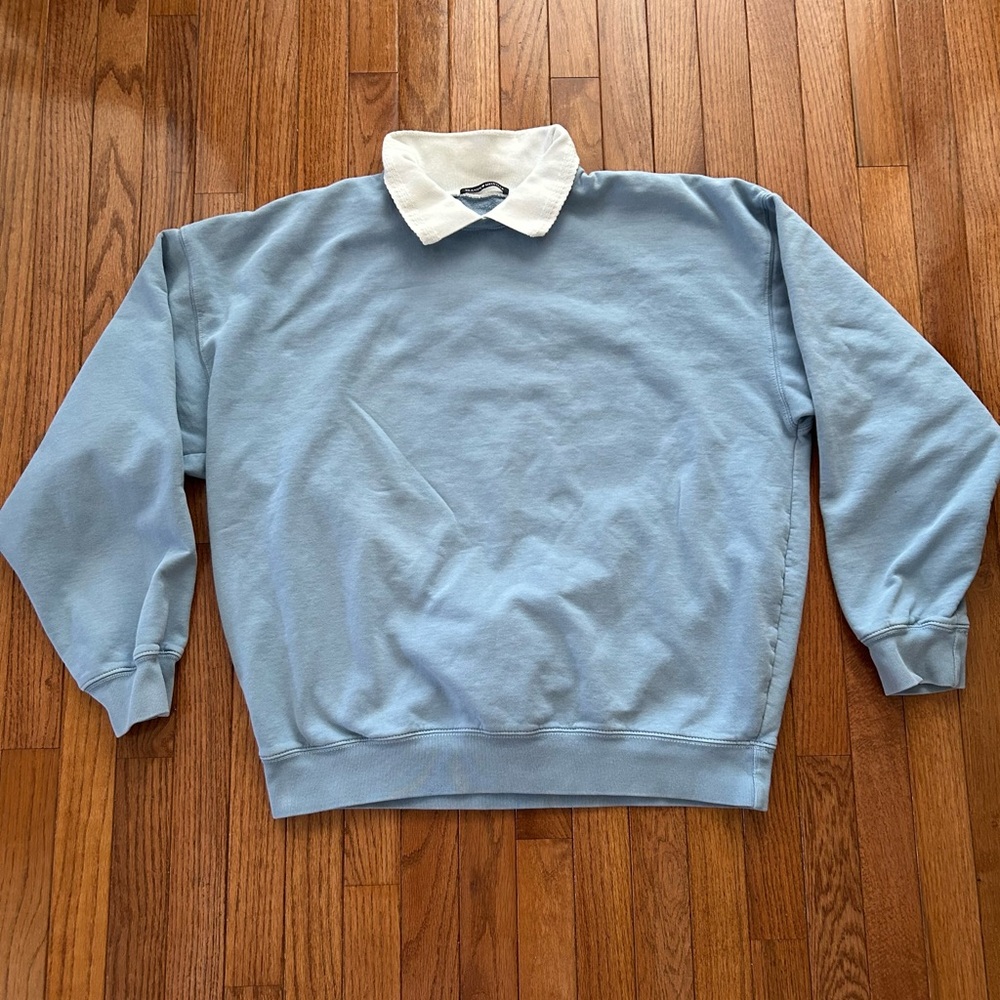 Brandy Melville Sky Blue Crewneck Sweatshirt with Collar